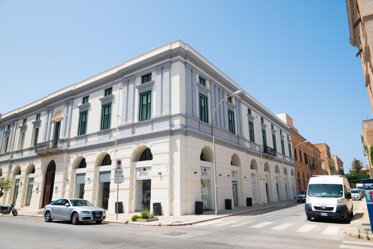 Historico Loft & Rooms Palazzo Adragna XIX トラーパニ エクステリア 写真
